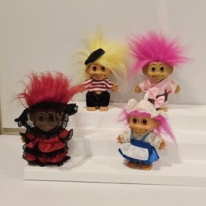 Vintage Russ Berrie Trolls Around the World My Lucky Troll Set